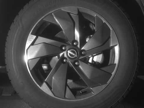 Used 2025 Nissan Rogue SV image 13