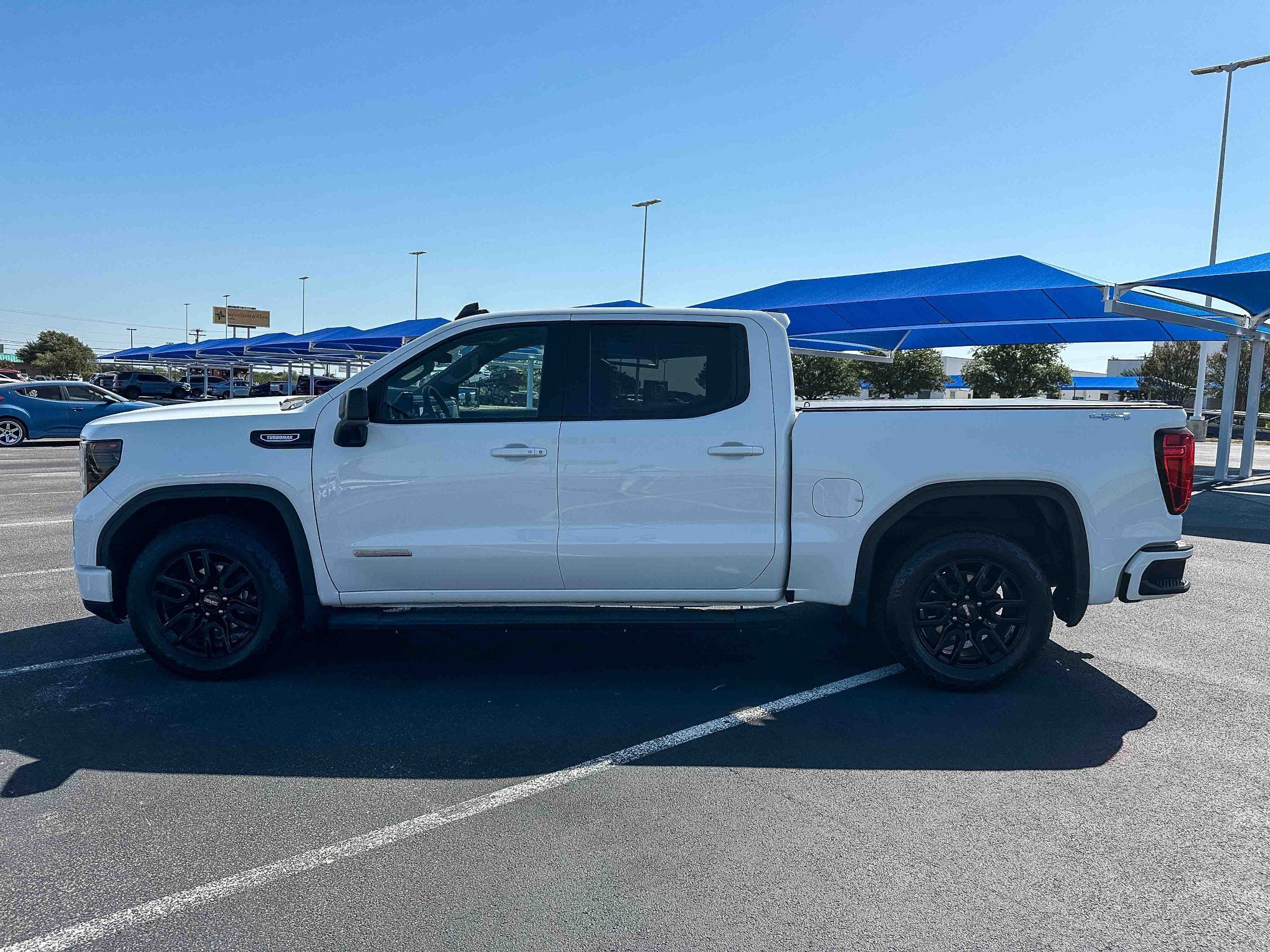 Used 2024 GMC Sierra 1500 Elevation AWD/4WD image 9