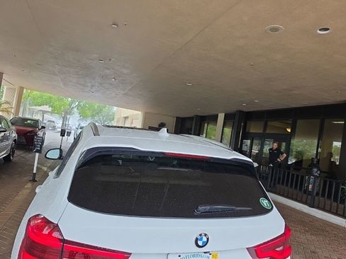 Used 2020 BMW X3 xDrive30i w/ Premium Package AWD/4WD image 7