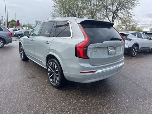 Used 2026 Volvo XC90 B6 Plus w/ Protection Package Premier AWD/4WD image 5