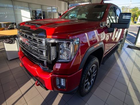 Used 2022 GMC Sierra 2500 AT4 w/ Gooseneck/5TH Wheel Package image 2