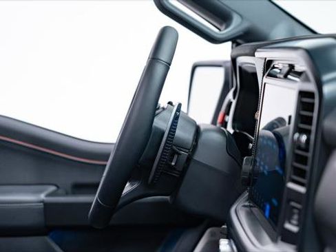 Used 2025 Ford F150 Raptor image 31