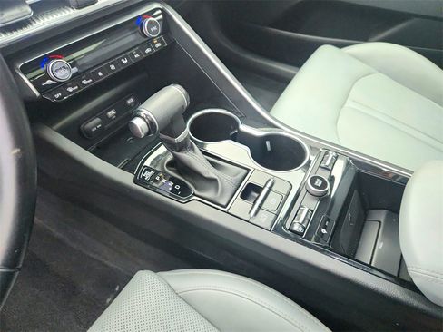 Used 2023 Kia K5 EX image 16