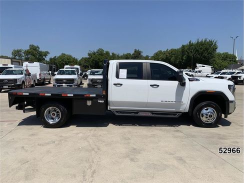Used 2024 GMC Sierra 3500 Pro w/ Convenience Package AWD/4WD image 5