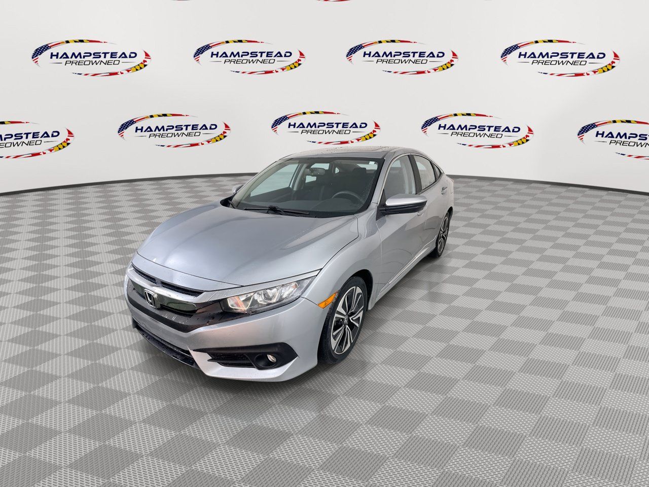 Used 2017 Honda Civic EX-T image 4