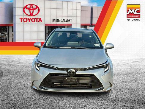 Certified 2026 Toyota Corolla XLE FWD image 8