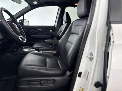 Used 2022 Honda Pilot Black Edition image 23