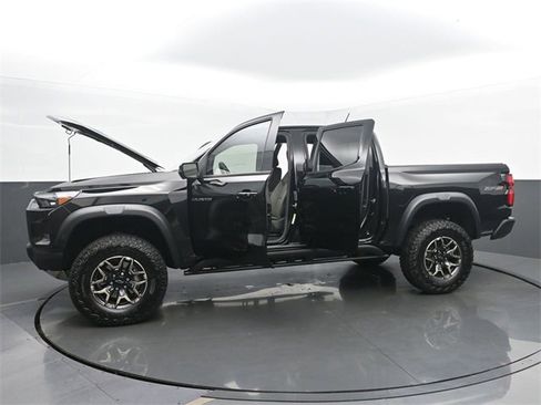 Used 2023 Chevrolet Colorado ZR2 w/ ZR2 Convenience Package III image 55