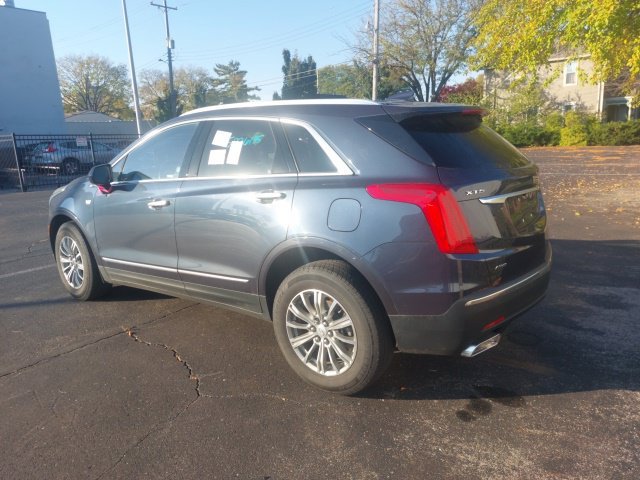 Used 2018 Cadillac XT5 Luxury w/ Driver Awareness Package AWD/4WD image 3