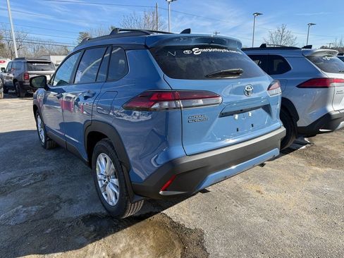 New 2026 Toyota Corolla Cross LE w/ Moonroof Package image 3
