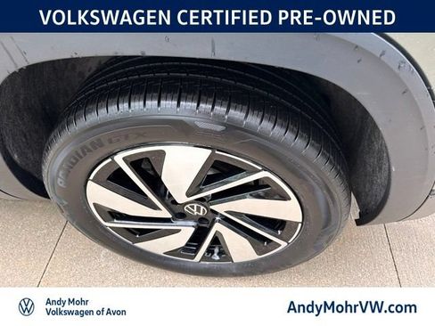 Used 2026 Volkswagen Atlas SE AWD/4WD image 12