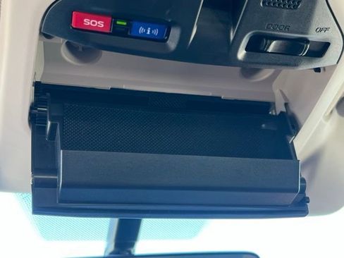 Used 2021 Subaru Outback Touring XT image 40