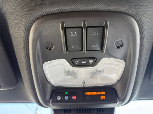 Used 2024 Chevrolet Colorado Z71 w/ LPO, Dark Essentials Package AWD/4WD image 26