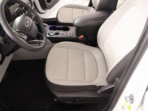 Used 2024 Ford Escape Active image 10