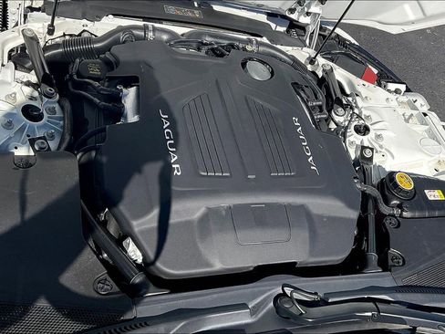 Used 2022 Jaguar F-TYPE R-Dynamic image 26