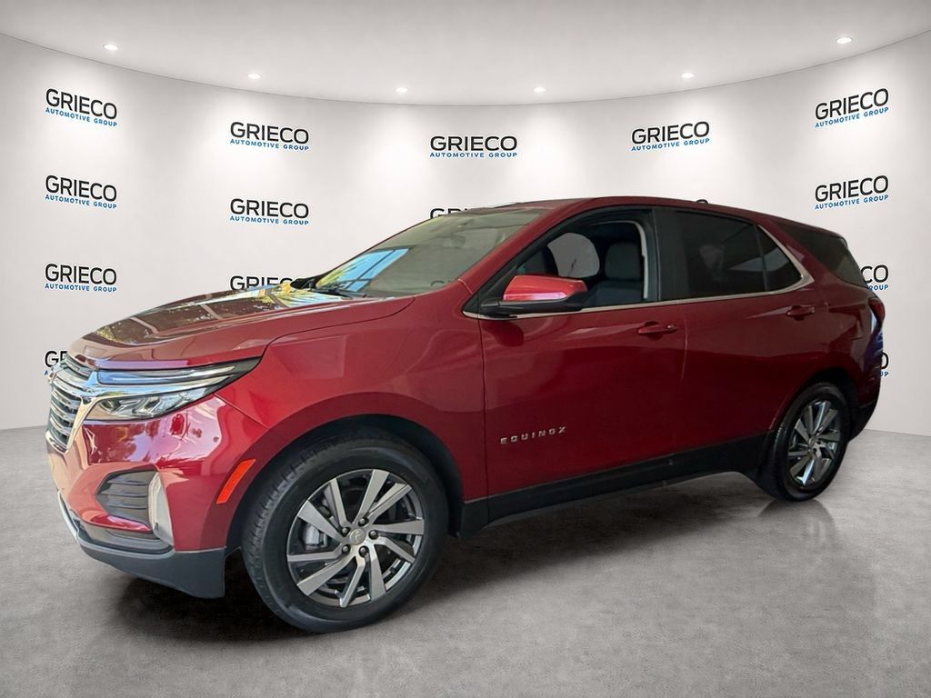 Used 2023 Chevrolet Equinox LT FWD image 3