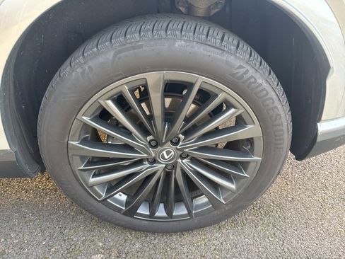 Used 2024 Lexus RX 350 Premium image 14