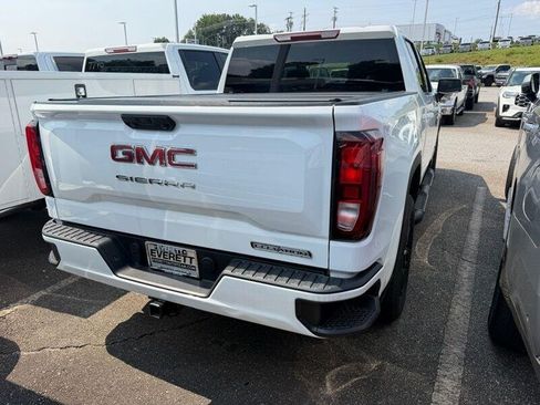 Used 2025 GMC Sierra 1500 Elevation RWD image 2