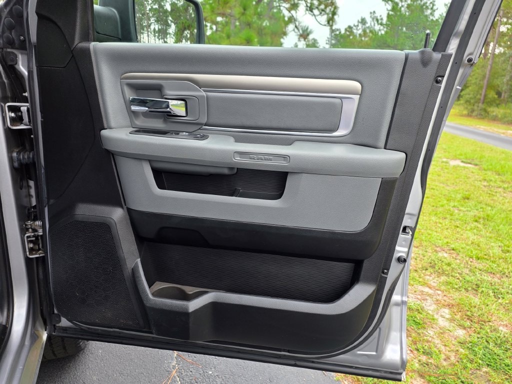 Used 2019 RAM 1500 Warlock AWD/4WD image 26