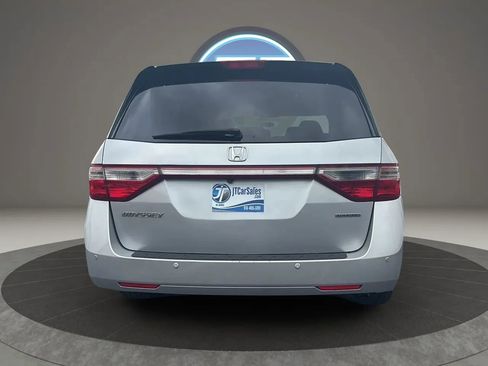 Used 2013 Honda Odyssey Touring Elite image 15