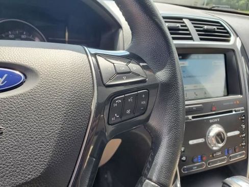 Used 1999 Chevrolet Corvette Convertible w/ Memory Pkg image 43