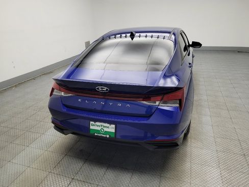 Used 2022 Hyundai Elantra SEL w/ Convenience Package FWD image 7