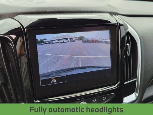 Used 2023 Chevrolet Traverse LT FWD image 22