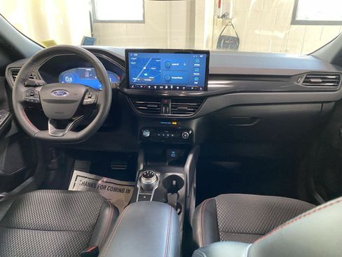 Used 2023 Ford Escape ST-Line Select w/ Tech Pack #2 AWD/4WD image 13