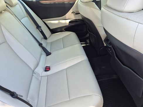 Certified 2024 Lexus ES 350 Ultra Luxury FWD image 19