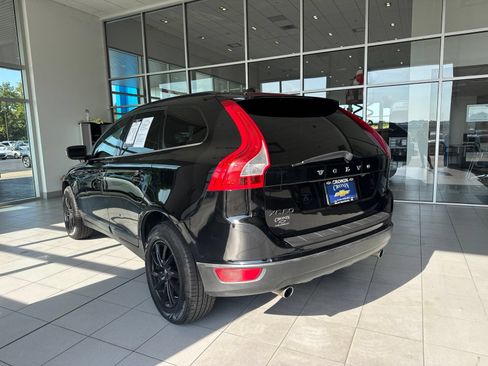 Used 2011 Volvo XC60 T6 AWD/4WD image 8