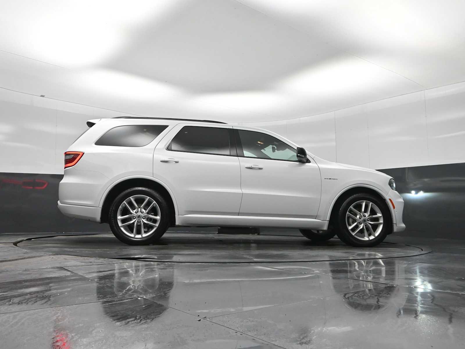 Used 2024 Dodge Durango R/T AWD/4WD image 31