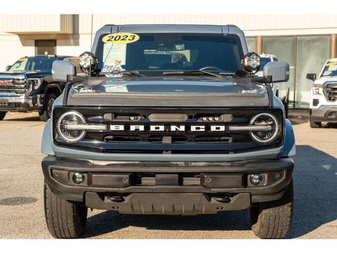 Used 2023 Ford Bronco Outer Banks AWD/4WD image 4