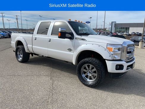 Used 2016 Ford F250 Platinum w/ FX4 Off-Road Package image 8