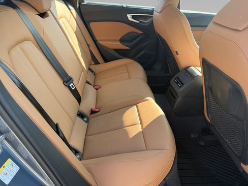 Used 2025 Audi A5 2.0T Prestige image 13