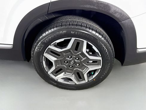 Certified 2023 Hyundai Santa Fe SEL Premium w/ Cargo Package AWD/4WD image 38