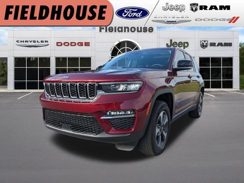 Used 2023 Jeep Grand Cherokee 4WD 4xe image 1