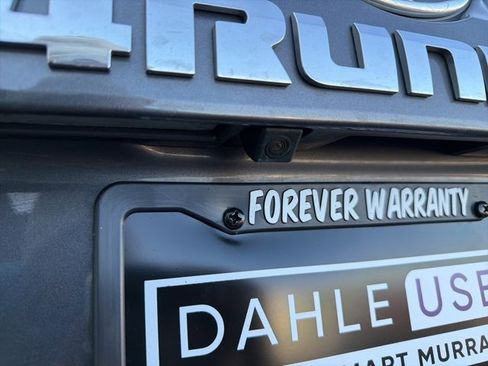 Used 2022 Toyota 4Runner SR5 Premium image 6