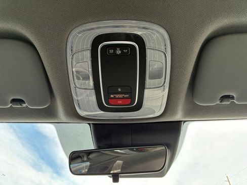 Used 2023 Hyundai Elantra SEL image 36