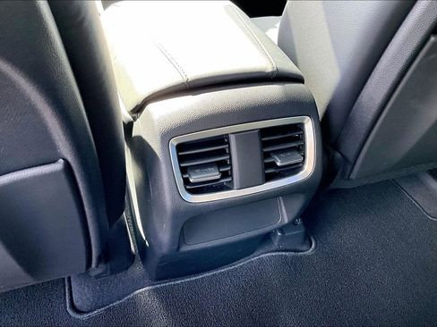 Used 2024 Acura RDX SH-AWD image 18