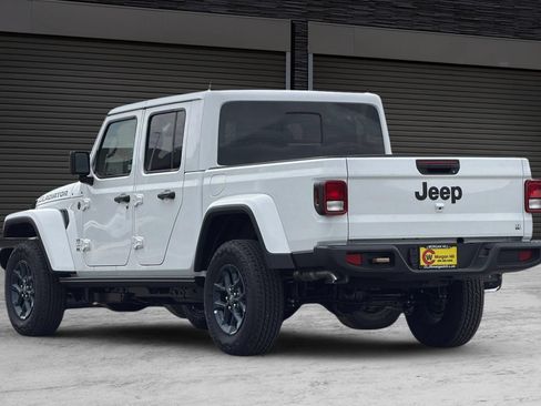 New 2026 Jeep Gladiator Sport AWD/4WD image 6