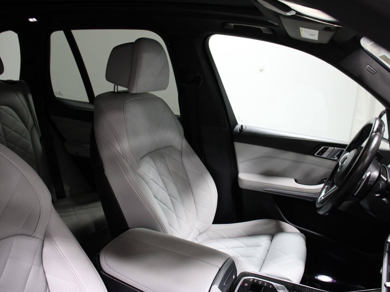 Used 2024 BMW X5 M60i w/ Climate Comfort Package AWD/4WD image 34