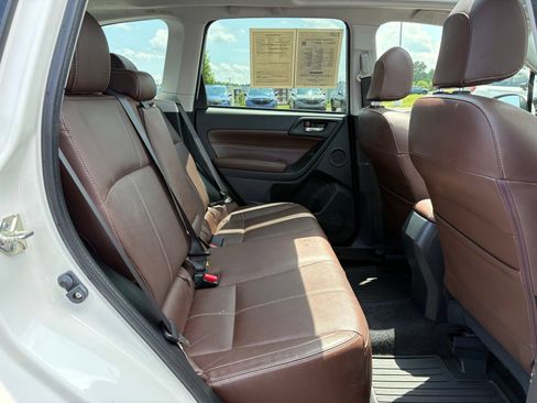 Used 2018 Subaru Forester 2.5i Touring AWD/4WD image 31