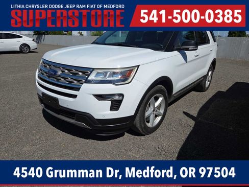 Used 2018 Ford Explorer XLT w/ Equipment Group 202A FWD image 1