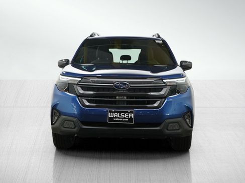 Used 2026 Subaru Forester Premium AWD/4WD image 8