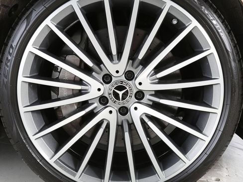 Used 2023 Mercedes-Benz S 500 4MATIC image 6