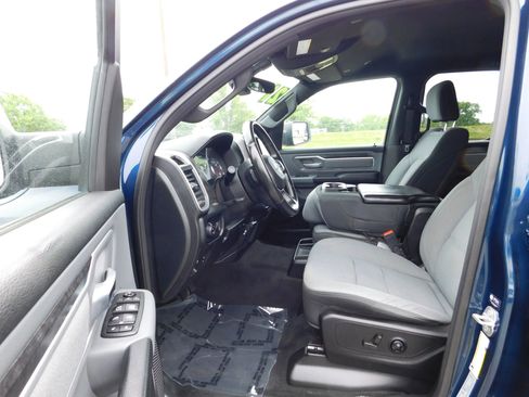 Used 2021 RAM 1500 Big Horn AWD/4WD image 16