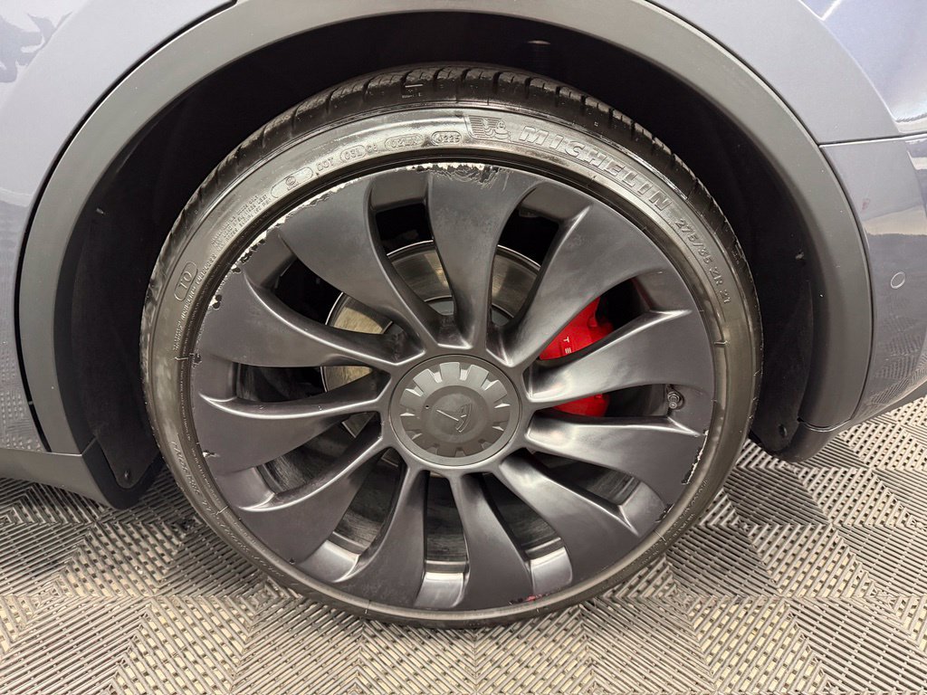 Used 2022 Tesla Model Y Performance AWD/4WD image 20