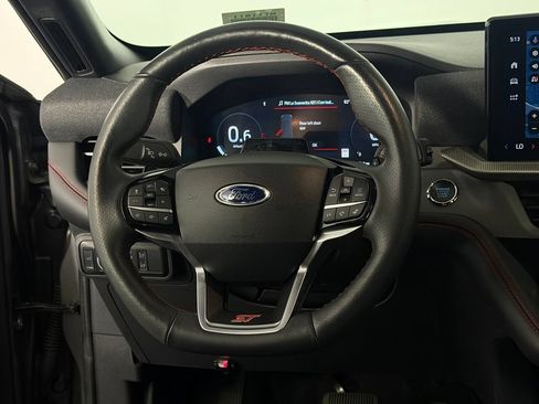 Used 2025 Ford Explorer ST w/ Sun And Sound Package AWD/4WD image 15