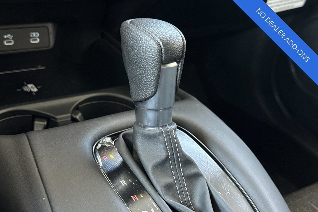 Certified 2027 Honda HR-V LX image 23