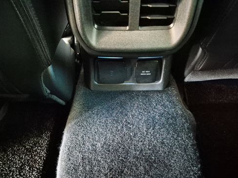 Used 2025 Ford Bronco Outer Banks image 18